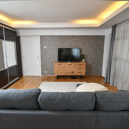 Apartamento Parliament Square Elite Escapes Bucarest Exterior foto